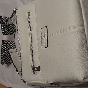 NWT London Fog JaniceWhite Multi Pocket Crossbody With Guitar Strap